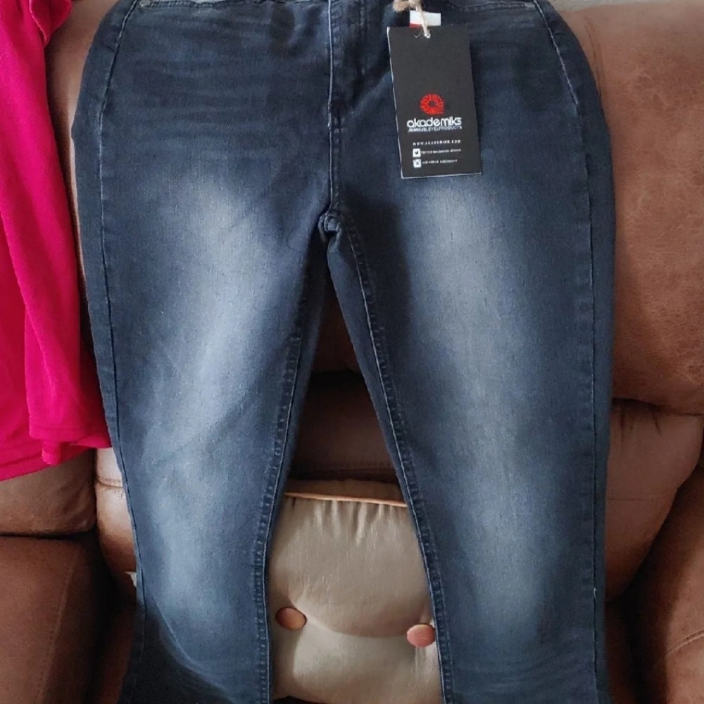 Boys Akademiks jeans